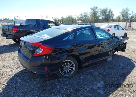 2017 Honda Civic Lx z USA, uszkodzony, nr VIN 19XFC2F54HE000800